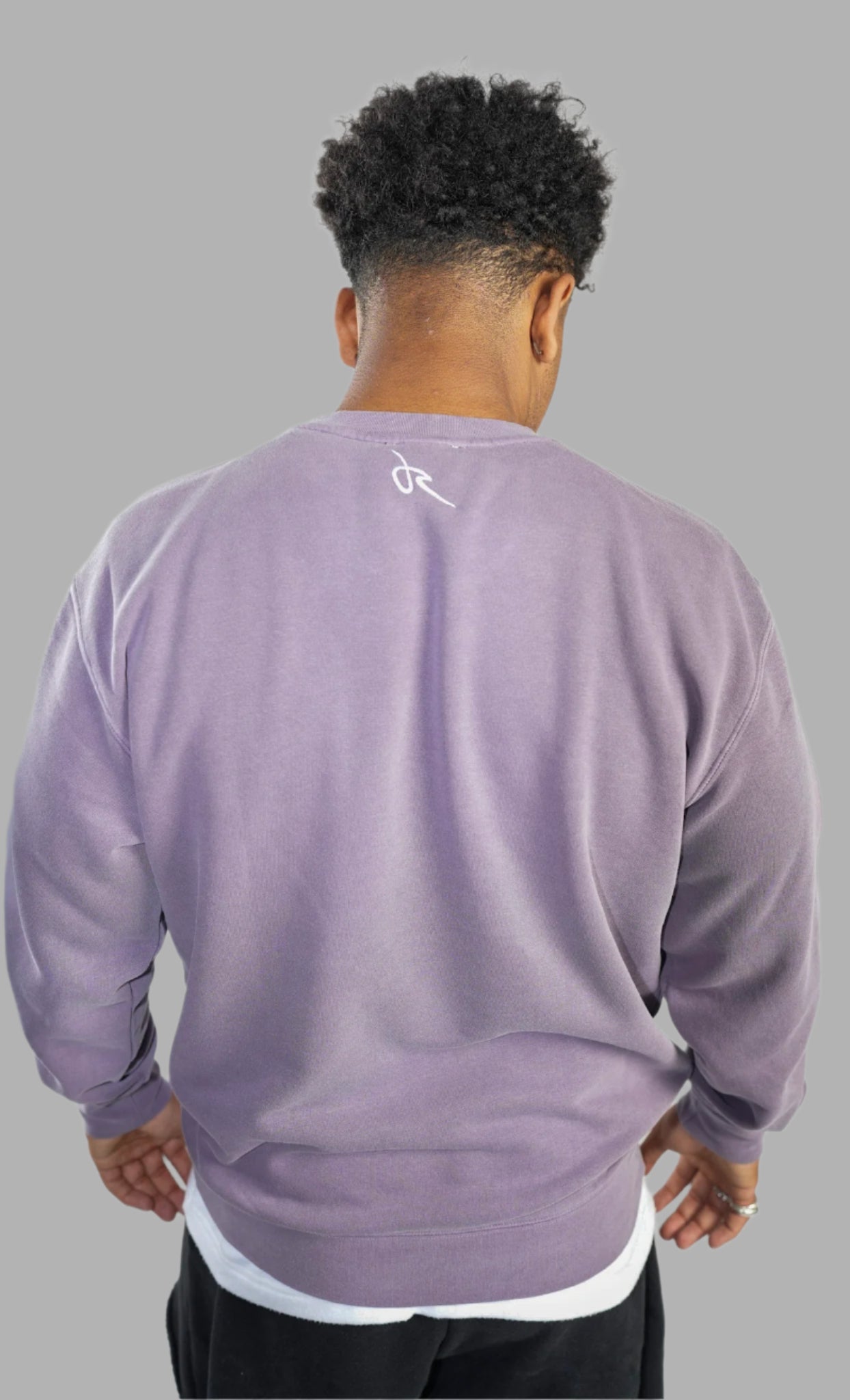 Embroidered Crewneck Wisteria